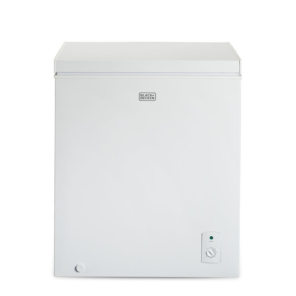 Black & Decker 5.1 Cu. Ft. Chest Freezer, Holds up to 178 Lbs. of Frozen Food with Organizer Basket - BCFK516