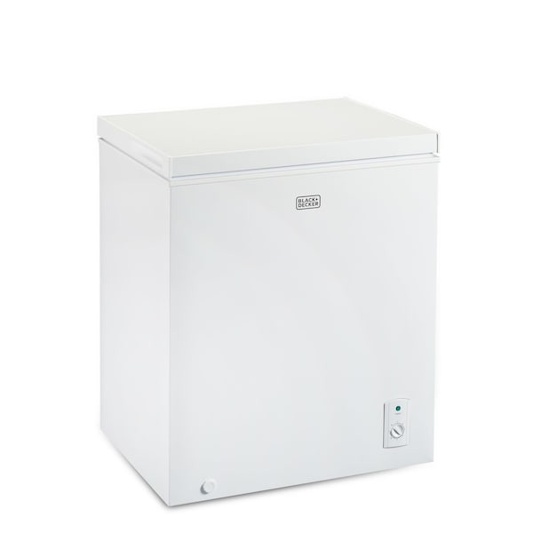 Black & Decker 5.1 Cu. Ft. Chest Freezer, Holds up to 178 Lbs. of Frozen Food with Organizer Basket - BCFK516