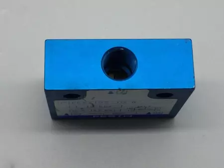 FESTO PNEUMATIC VALVE BLOCK 6682