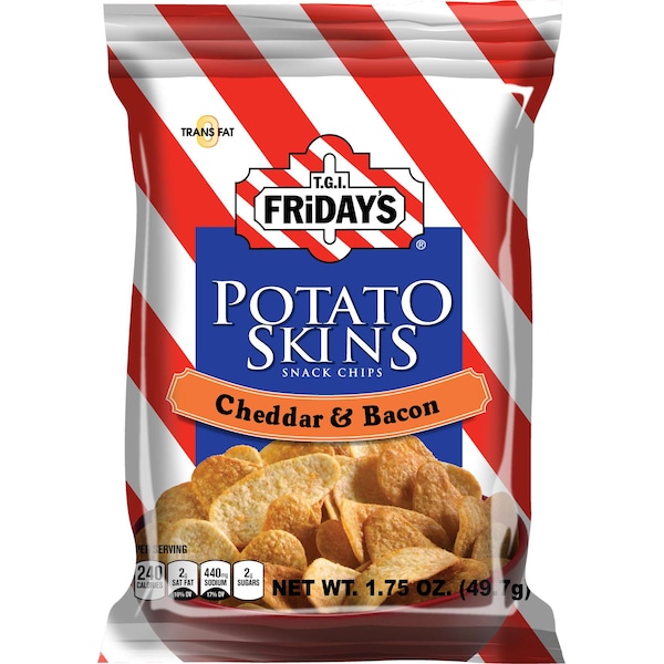 TGI Friday's Papas con Piel de Papa de Queso Cheddar y Tocino en Chips para Botana de 1.75 oz., paquete de 55 -30563