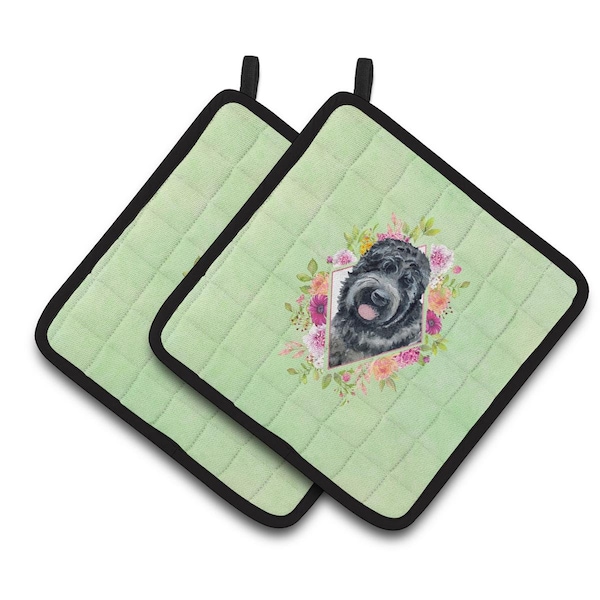 Carolines Treasures 7.5 x 7.5 in. Russian Black Terrier Green Flowers Pair of Pot Holders - CK4336PTHD