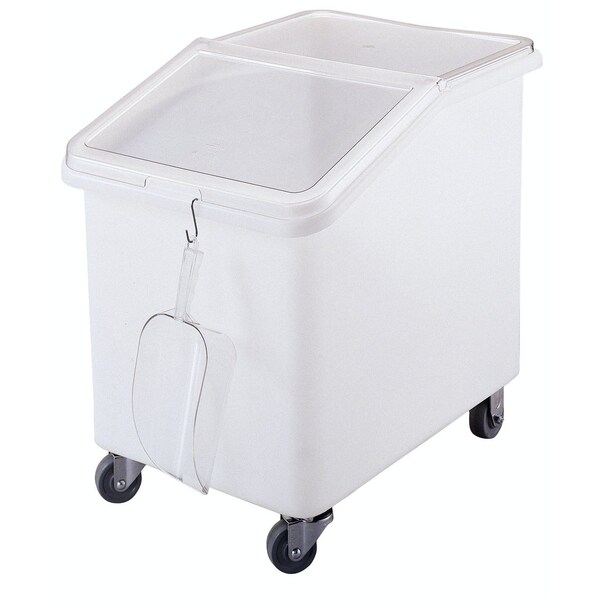 Cambro Camwear Plastic 64 oz. Clear Scoop - SCP64CW135