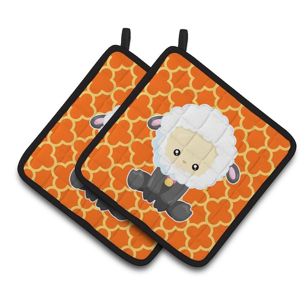 Carolines Treasures Sheep on Orange Quatrafoil Pair of Pot Holders - BB6872PTHD