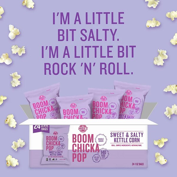 Palomitas de maíz Angies Boomchickapop, Dulces y Saladas, Bolsa de 1 oz, paquete de 24 - OFXSN01213