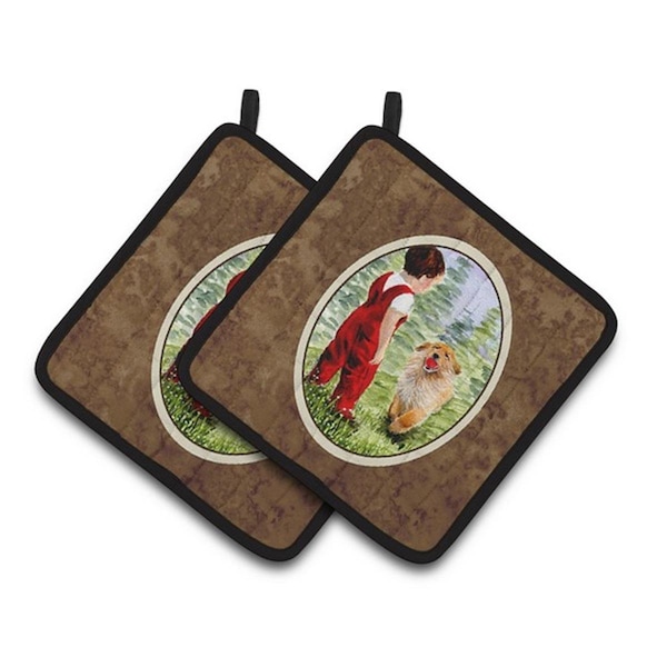 Carolines Treasures Little Boy with His Golden Retriever Pair of Pot Holders, 7.5 x 3 x 7.5 in. - SS8545PTHD