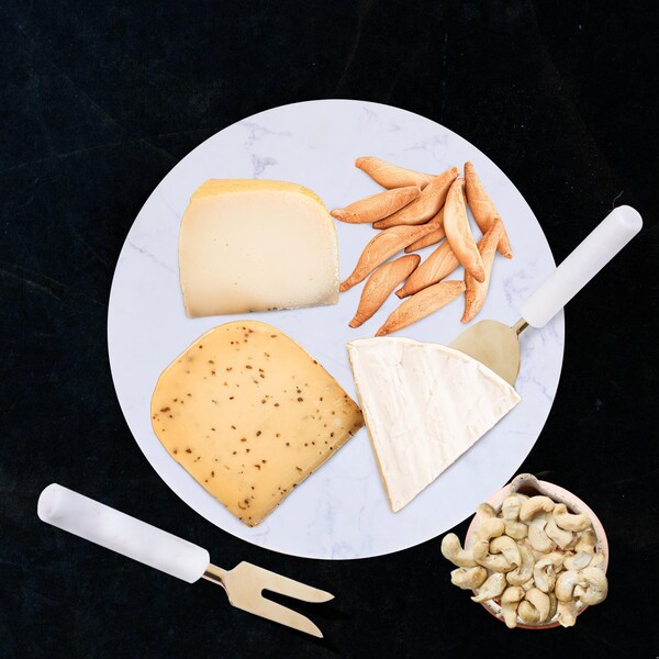 Homeroots 12 in. Round White Marble Cheese Board & Knife Set - 397798