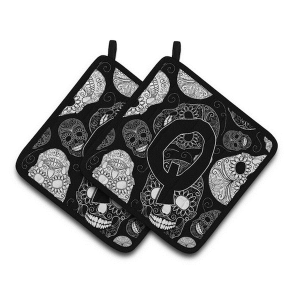 Carolines Treasures Letter Q Day of the Dead Skulls Black Pair of Pot Holders, 7.5 x 3 x 7.5 in. - CJ2008-QPTHD