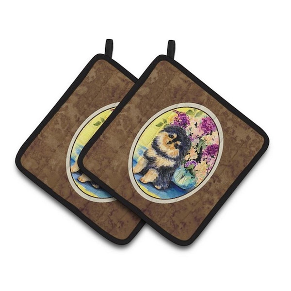 Carolines Treasures Pomeranian Pair of Pot Holders, 7.5 x 3 x 7.5 in. - SS8290PTHD