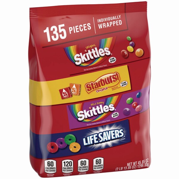 Mars Skittles, Starburst y Life Savers - Bolsa de dulces frutales surtidos en tamaño divertido, 45.85 oz, 135 piezas - 459752
