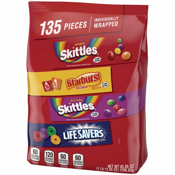 Mars Skittles, Starburst y Life Savers - Bolsa de dulces frutales surtidos en tamaño divertido, 45.85 oz, 135 piezas - 459752