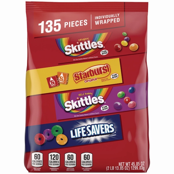Mars Skittles, Starburst y Life Savers - Bolsa de dulces frutales surtidos en tamaño divertido, 45.85 oz, 135 piezas - 459752