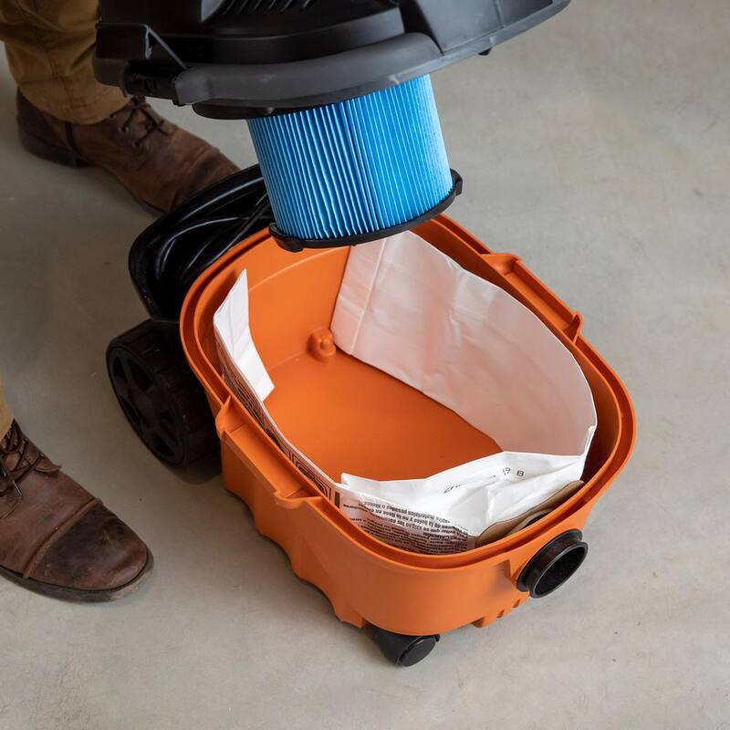RIDGID 4 Gallon 6.0 Peak HP Shop Vac Wet Dry Vacuum with Detachable Blower, Fine Dust Filter, Dust Bags, Hose and Accessories - WD4080B