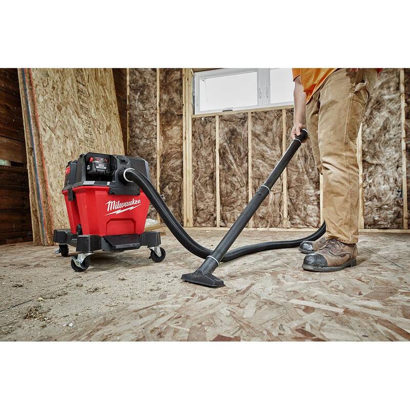 Milwaukee M18 FUEL 6 Gal. Cordless Wet/Dry Shop Vacuum & Rocket Dual Power Tower Light w/M18 High Output 6.0Ah Batteries (2-Pack) - 0910-20-2131-20-48-11-1862