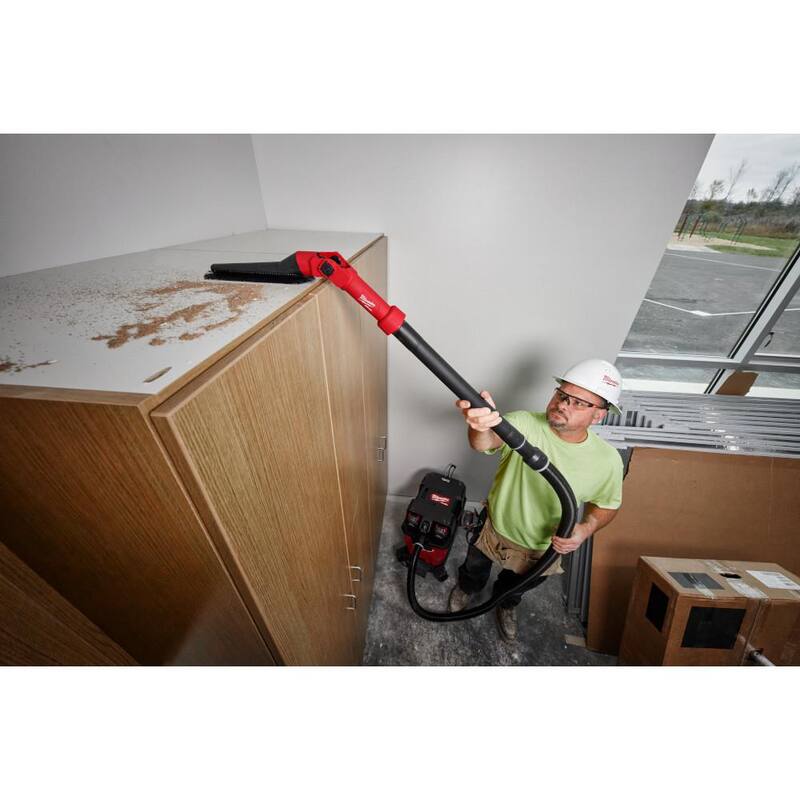 Milwaukee AIR-TIP 1-1/4 in. - 2-1/2 in. Low-Profile Pivoting Brush Wet/Dry Shop Vacuum Attachment (1-Piece) - 49-90-2027