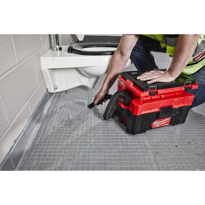 Milwaukee M18 FUEL PACKOUT 18-Volt Lithium-Ion Cordless 2.5 Gal. Wet/Dry Vacuum with AIR-TIP Crevice Tool and Utility Nozzle Kit - 0970-20-49-90-2034