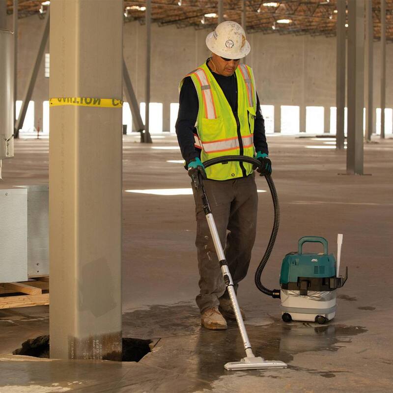 Makita 40V max XGT Brushless Cordless 2.1 Gallon Wet/Dry Dust Extractor/Vacuum Kit (4.0Ah) - GCV01PM