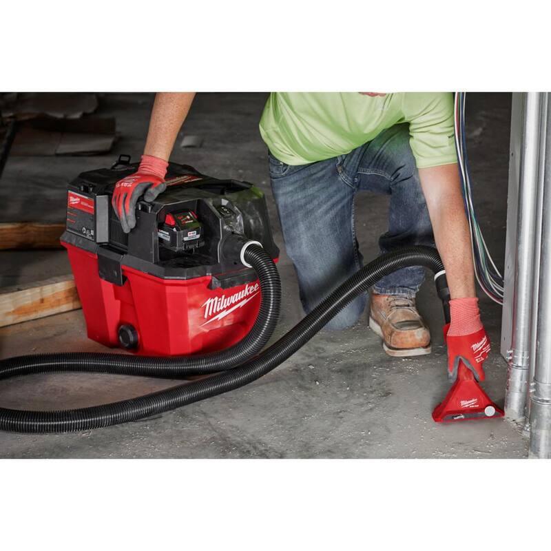 Milwaukee AIR-TIP 1-1/4 in. - 2-1/2 in. Magnetic Utility Nozzle Wet/Dry Shop Vacuum Attachment (1-Piece) - 49-90-2032