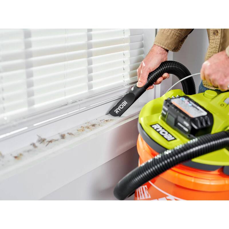 RYOBI 1-1/4" 2 PC. Bucket Top Wet/Dry Accessory Kit - A32BT01