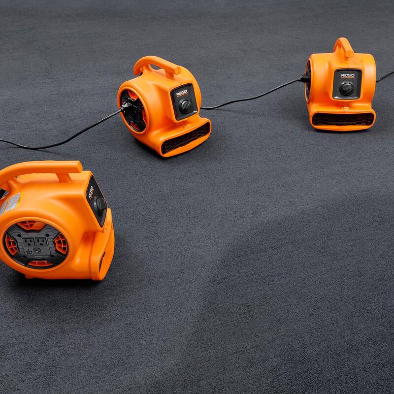 RIDGID 600 CFM 3-Speed Portable Blower Fan Air Mover with Daisy Chain, 3 Operating Positions for Water Damage Restoration - AM2265