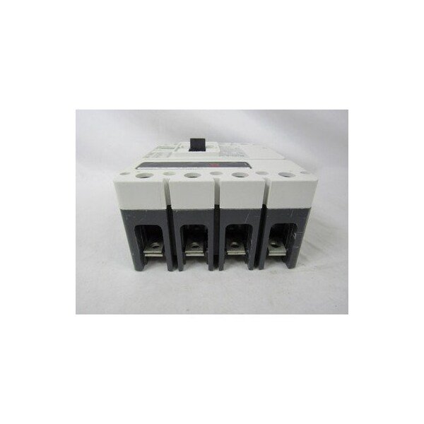Eaton CKD PV 1000 VDC 4P 150A 5KA 100% RATED F/F W/O COLLARS - CKDPV4150W