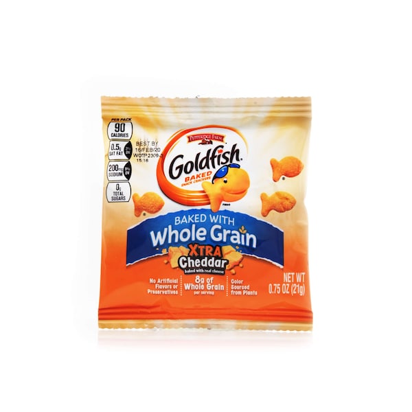 Galletas Goldfish Xtra Cheddar de Pepperidge Farms Horneadas con Granos Enteros .75 oz., Paquete de 300 unidades - 140023088