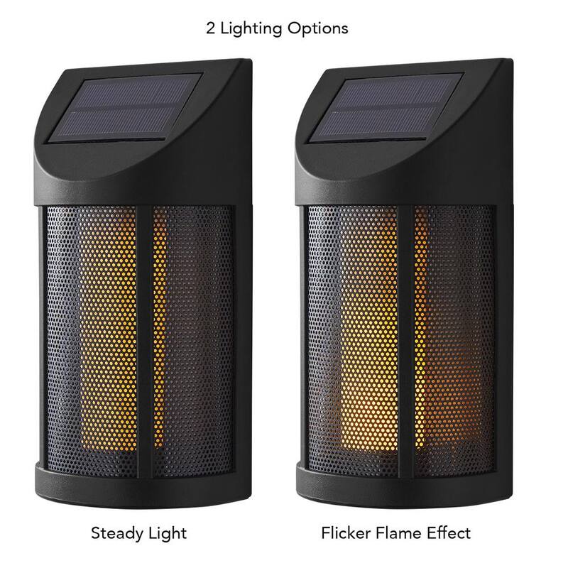 Linterna de pared Hampton Bay Ambrose Solar 6 Lúmenes de LED Integrado en Negro Mate con Efecto de Llama Parpadeante; Resistente al Clima - 93910