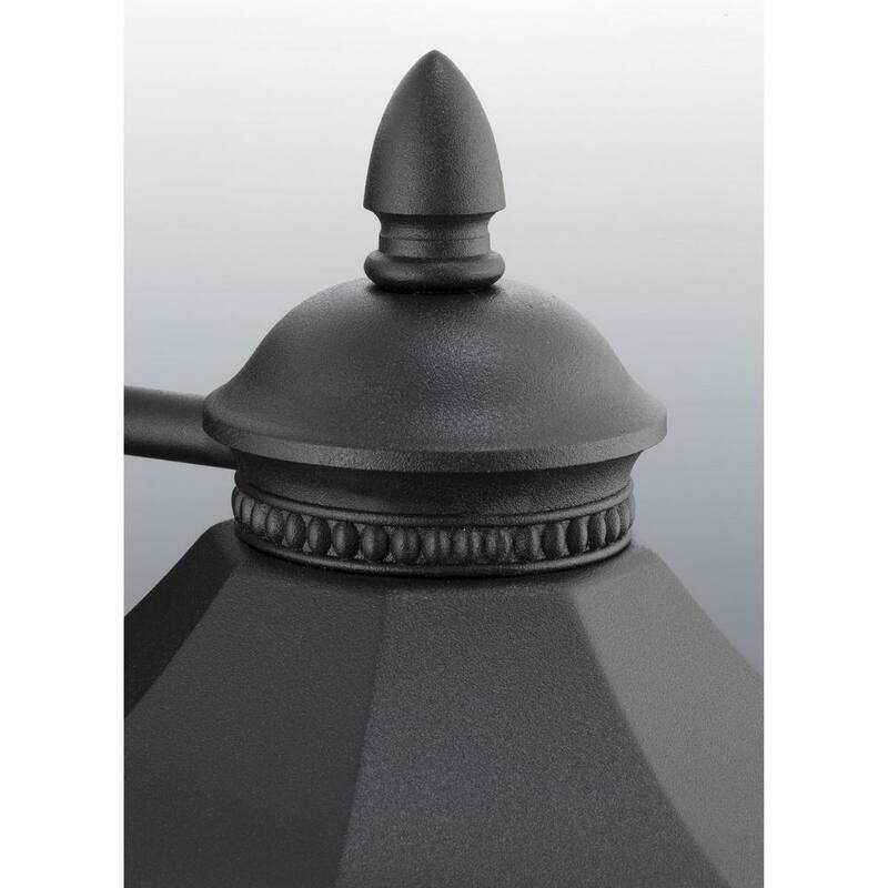 Colección de iluminación Progress Edition 1-Light Textured Black Clear Water Glass Traditional Outdoor Medium Wall Lantern Light - P6071-31
