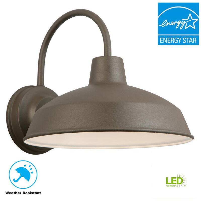 Luz de pared para exteriores Hampton Bay de 10 pulgadas en bronce con LED integrado y montaje duro - Lámpara linterna aplique de luz - IZH1691L-2