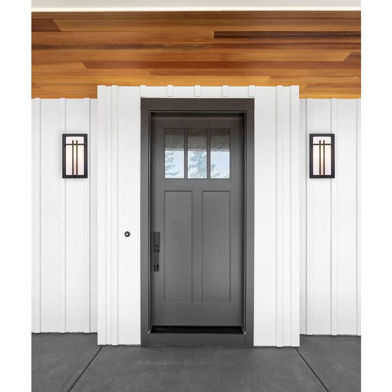 Lámpara de pared exterior negra moderna Bel Air Lighting Doheny de 1 luz con pantalla de acrílico opalino - 40280 BK