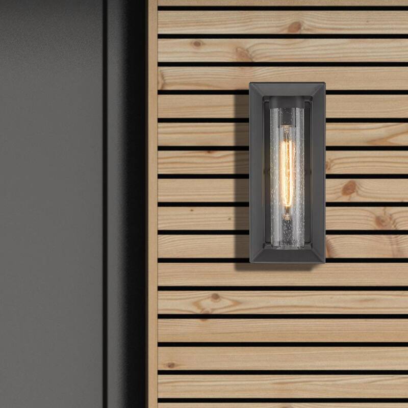 Luminario de pared para exteriores con LED en vidrio esmerilado negro natural y recubierto con UV - Golden Lighting Smyth - 2073-OWM NB-SD