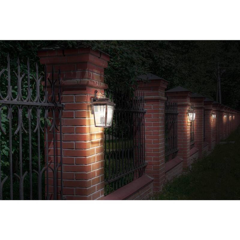 The Great Outdoors por Minka Lavery Irvington Manor Lámpara de Pared de Bronce Chelsea con 4 Luces para Exteriores - 72173-189