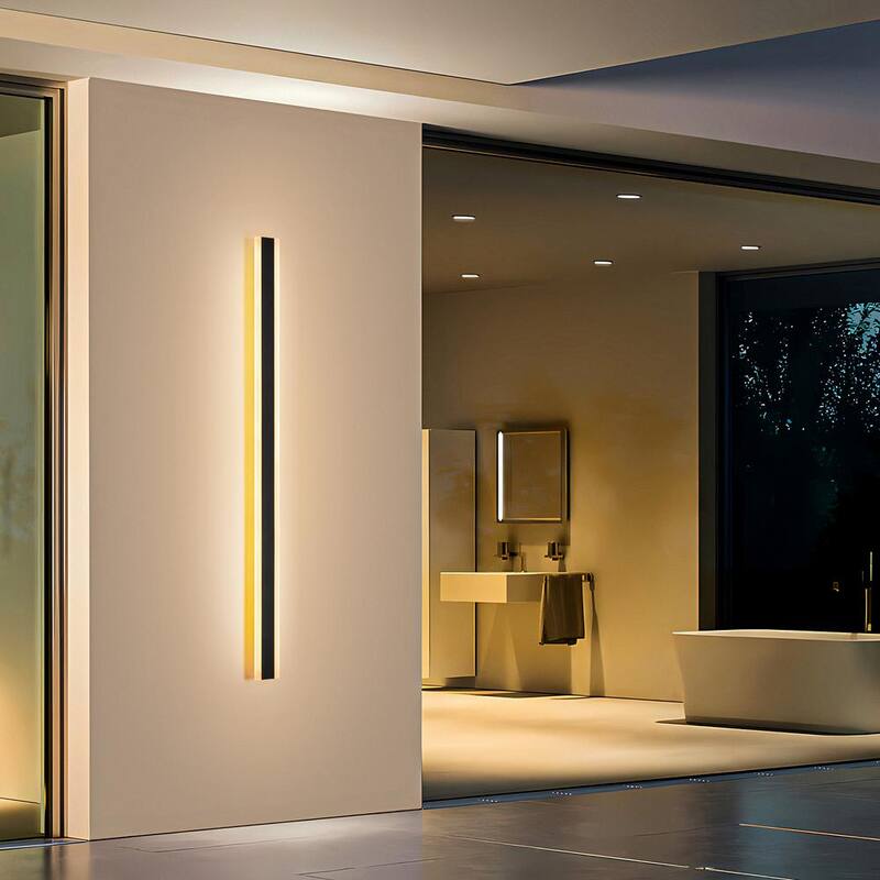 Lámpara de pared para exteriores RRTYO Sue 60 pulgadas en negro 36W tira lineal con luz integrada LED resistente al agua IP65 con cable duro. Aplique de pared de linterna - 3.5 pulgadas de ancho - 81010000053158