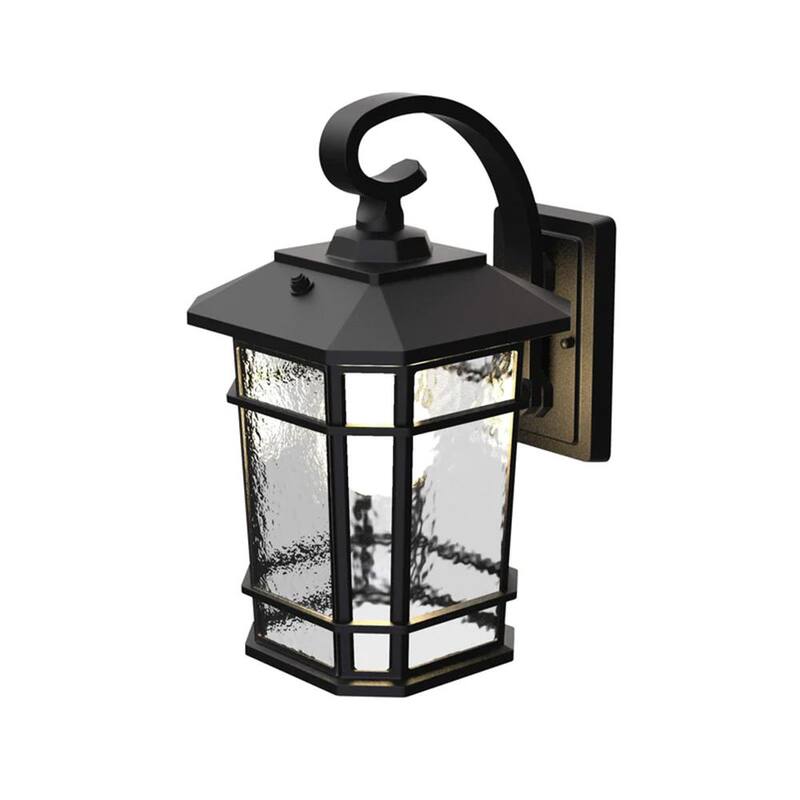 Lámpara de pared exterior negra con luz LED KODA Williams de 15.5 pulgadas y horno estilo vidrio martillado que se enciende al anochecer (incluye foco) - LM030142-1