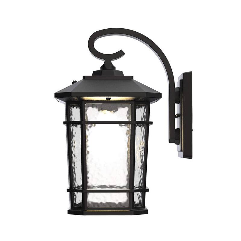 Lámpara de pared exterior negra con luz LED KODA Williams de 15.5 pulgadas y horno estilo vidrio martillado que se enciende al anochecer (incluye foco) - LM030142-1