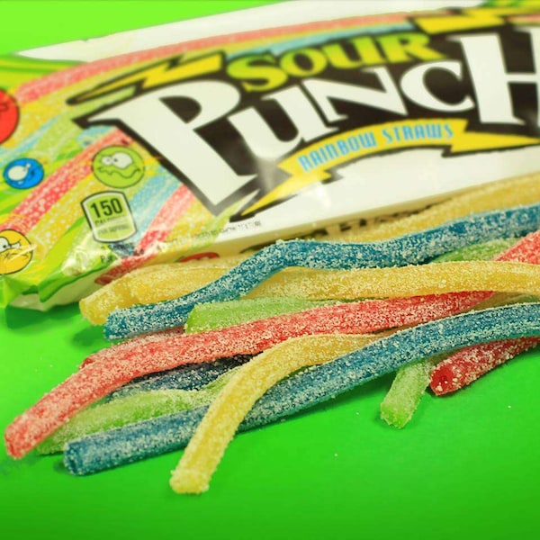 Tiras de Caramelo Ácido Arcoíris Sour Punch 4.5 oz, paquete de 24 - 8791