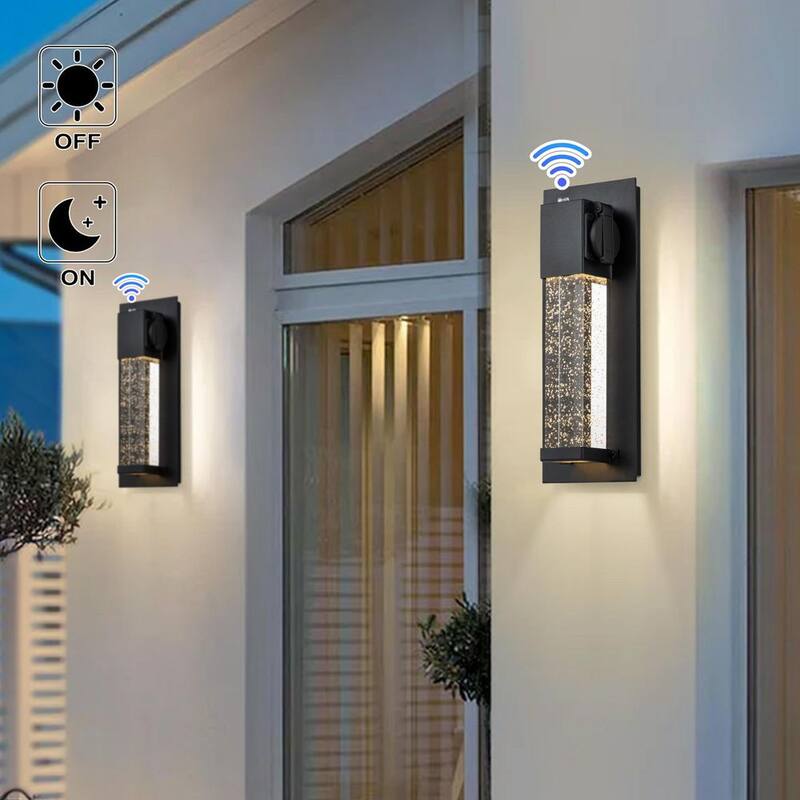 Luz de pared exterior LED C Cattleya Mate Negro de Anochecer a Amanecer con Enchufe y Vidrio de Burbuja Transparente (Paquete de 2) - CA2310-2W