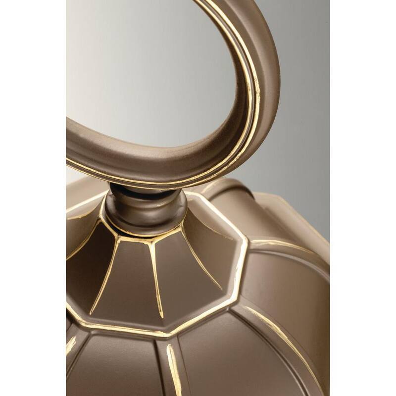 Colección de iluminación Verdae de Progress Lighting, 1 luz de pared mediana para exteriores en bronce antiguo con vidrio transparente sembrado estilo tradicional - P560015-020.