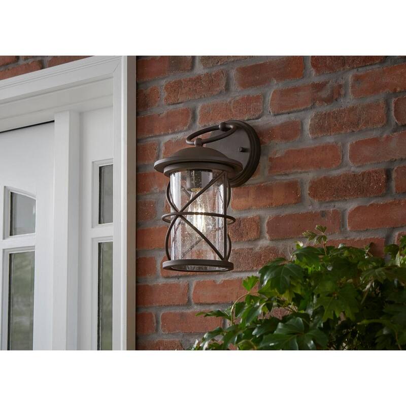 Linterna de pared para exterior de bronce de 1 luz Wakefield de Hampton Bay de 13.5 pulgadas - WB1097-OWL