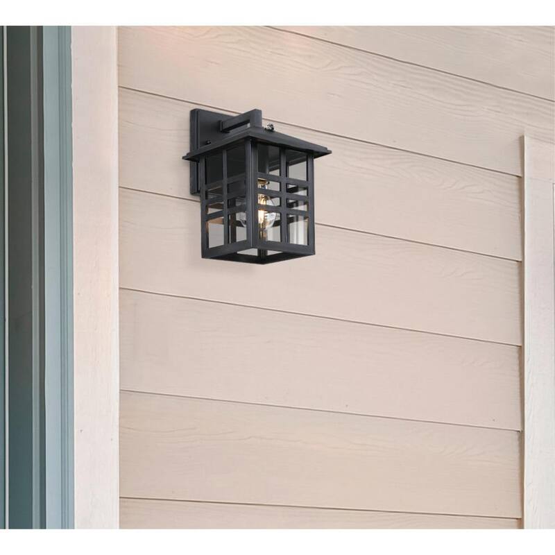 Lámpara de pared para exteriores Westinghouse Caliste de 1 luz en color negro con vidrio transparente, sensor crepuscular - 6123100