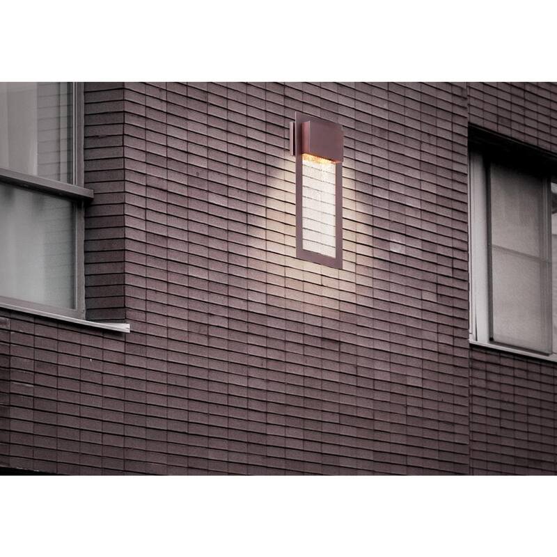 Los grandes espacios al aire libre de Minka Lavery Westgate - Montaje de pared exterior en bronce alder de 2 luces - 72383-246.