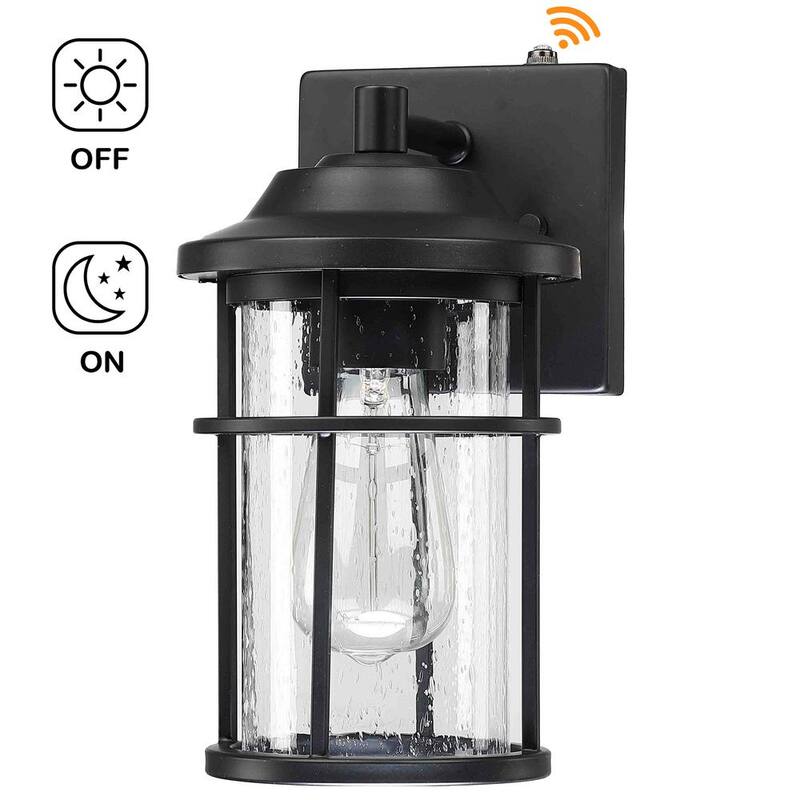 Luminaria de pared para exteriores Uixe 11 pulgadas, acabado negro mate, cableado rígido, con sensor de anochecer a amanecer y pantalla de vidrio con semillas - SSL-14631-S-PC