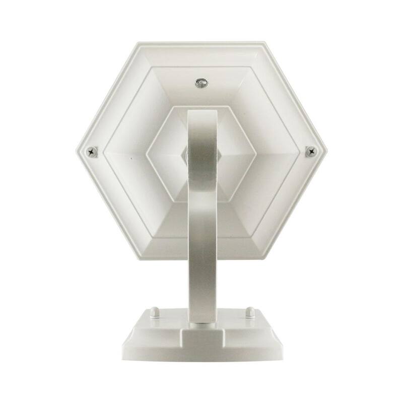 Euri Lighting 2-Light 14.6 in White Motion Sensing Integrated LED Outdoor Wall Lantern Sconce with Flickering Bulb/Clear Glass - EFL-140W-MD

Iluminación Euri, 2 luces, 14.6 pulgadas, lámpara de pared exterior con sensor de movimiento integrado, LED blanco, con bombilla parpadeante y cristal transparente - EFL-140W-MD