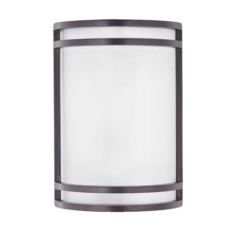 Lámpara de pared con farol integrado LED de exterior Carriage House de Maxim Lighting, 6 pulgadas de ancho y 1 luz en bronce oriental - 55538WTBZ.