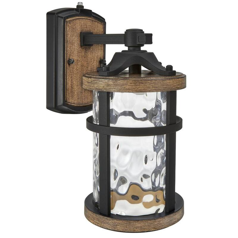 Luz de pared exterior Maxxima Black con sensor de atardecer a amanecer de madera con LED, acabado en grano, vidrio martillado claro, 800 lúmenes, luz cálida de 3000K - MEL-12275W