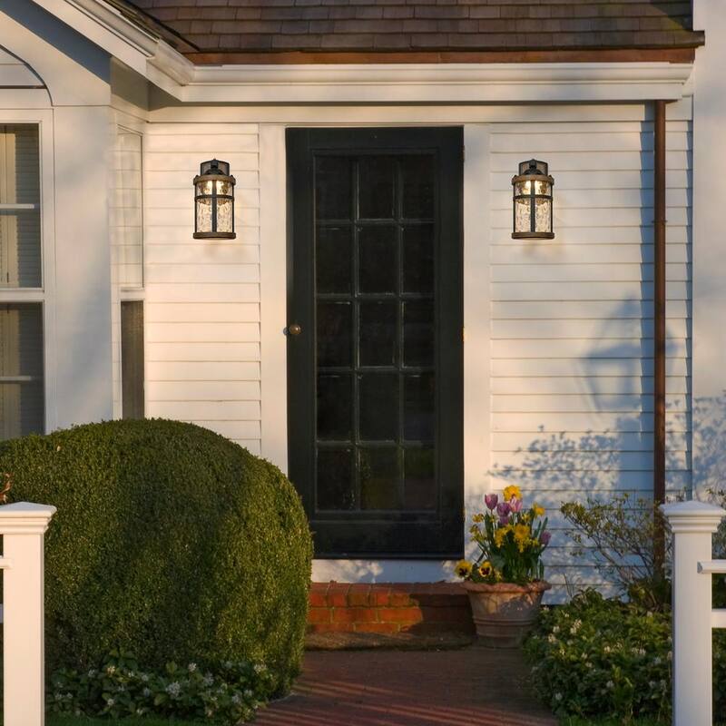 Luz de pared exterior Maxxima Black con sensor de atardecer a amanecer de madera con LED, acabado en grano, vidrio martillado claro, 800 lúmenes, luz cálida de 3000K - MEL-12275W