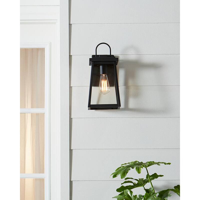 Foco de pared exterior negro de estilo transicional TIELLA Bihl de 1 luz mediana con paneles de vidrio transparente y blanco incluidos - L8648H1L-BK