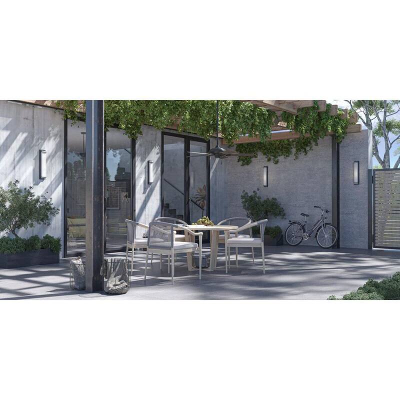 Lámpara de pared exterior grande moderna con dos luces, pantalla acrílica blanca texturizada en negro y luz LED de la colección Z-1080 de Progress Lighting - P560211-031-30