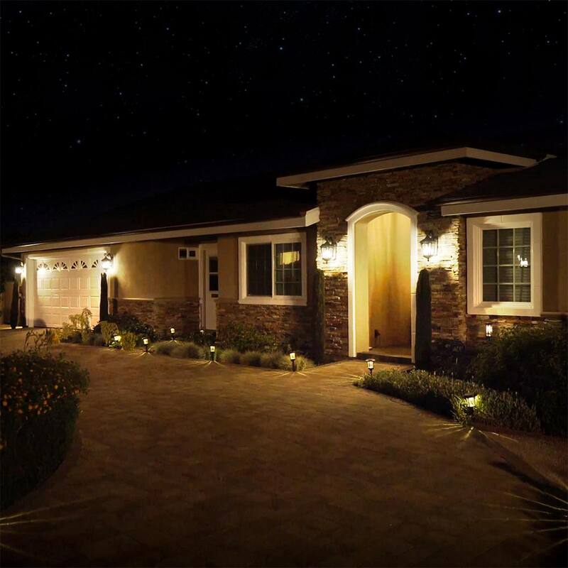 Luz de pared exterior LED marrón de 1 luz KODA Bentham 19.4 in con vidrio martillado de iluminación al anochecer (bombilla incluida) - LM57753-1