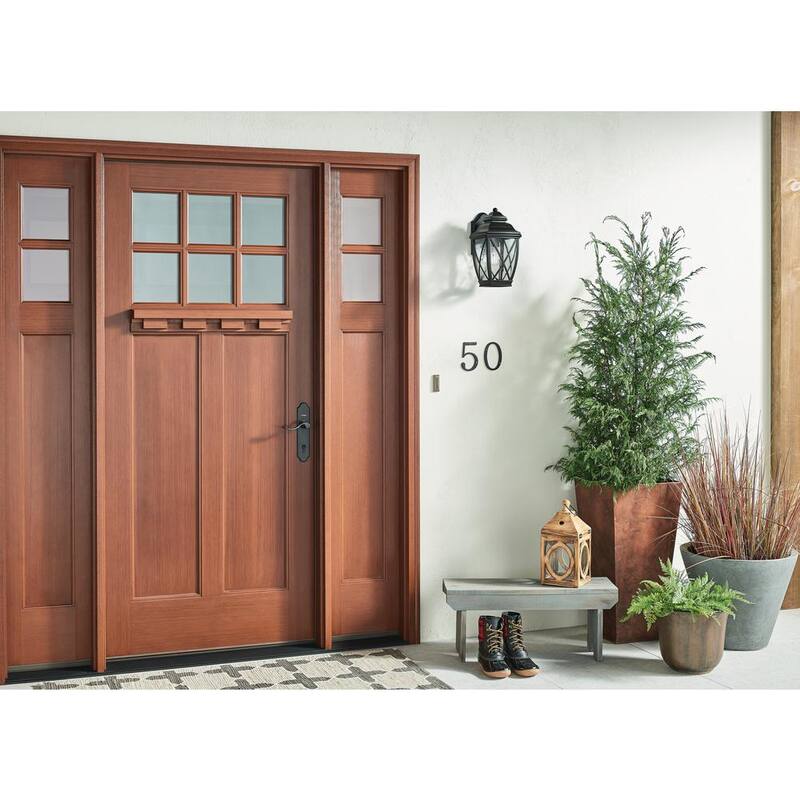 Lámpara de pared con linterna KICHLER Tangier de 13.5 pulgadas y 1 luz en bronce antiguo para exteriores, con cableado duro y sin focos incluidos (paquete de 1) - 49841OZ