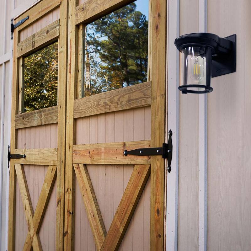 GAMA SONIC Farol Solar Exterior de Pared con Sensor de Luz para Porche/Garage en Negro al Amanecer y Anochecer con Bombilla cálida Edison Blanca (Paquete de 2) - 1BP2E40010